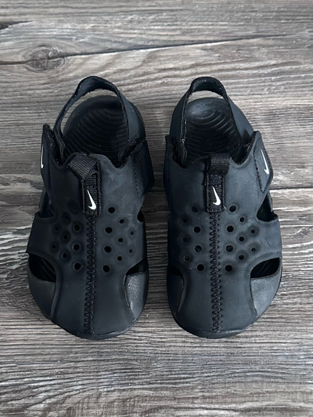 Nike sunray Boys' Black Sandals baby/ toddler